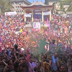 Holi celebrated in Mandi one day ahead