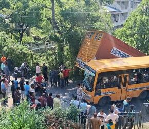 Ten school students injured in a bus accident near Joginder Nagar