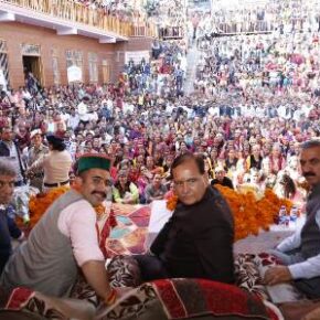 CM takes dig at BJP leaders in a public meeting at Karog