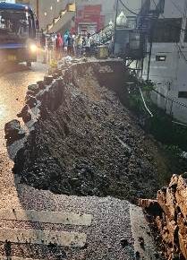 Shimla – Kinnaur national highway blocked due to landslide