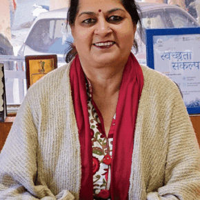 SC reinstates Usha Sharma as Solan MC Mayor,  slams political interference